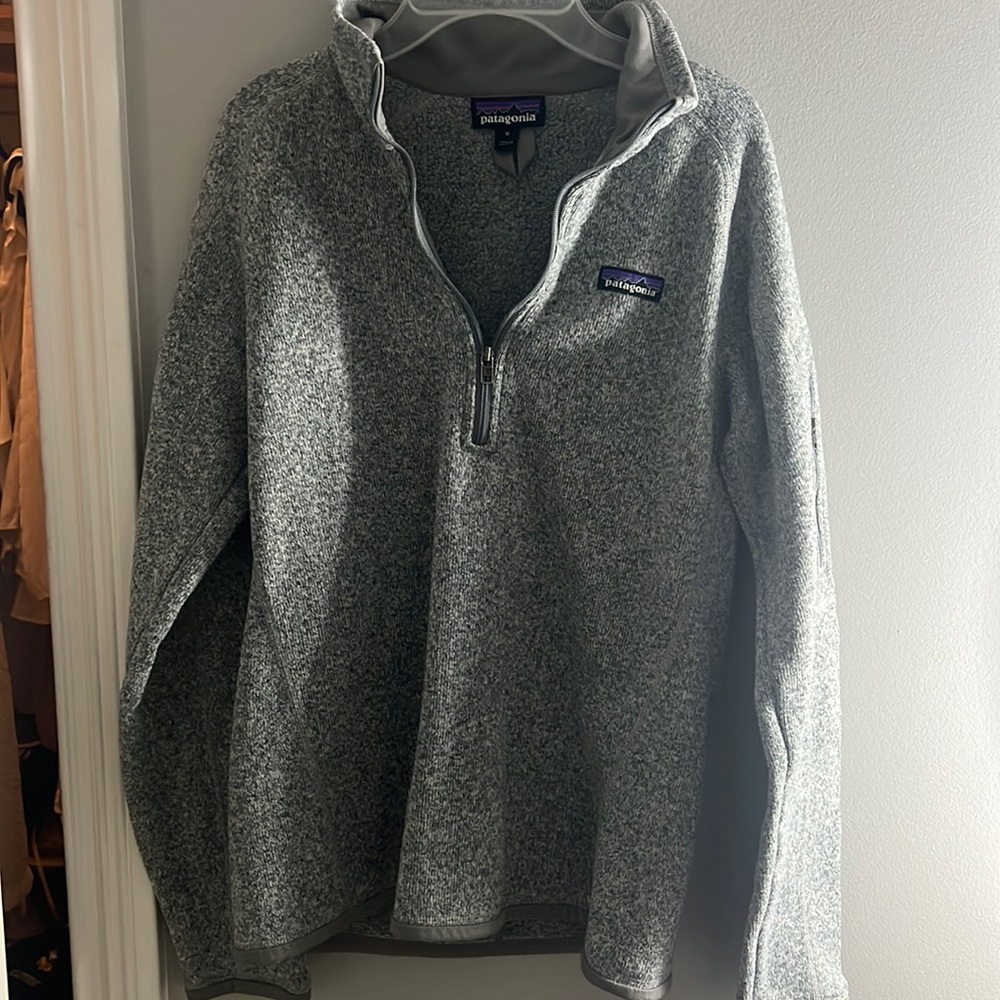 PATAGONIA QUARTER ZIP